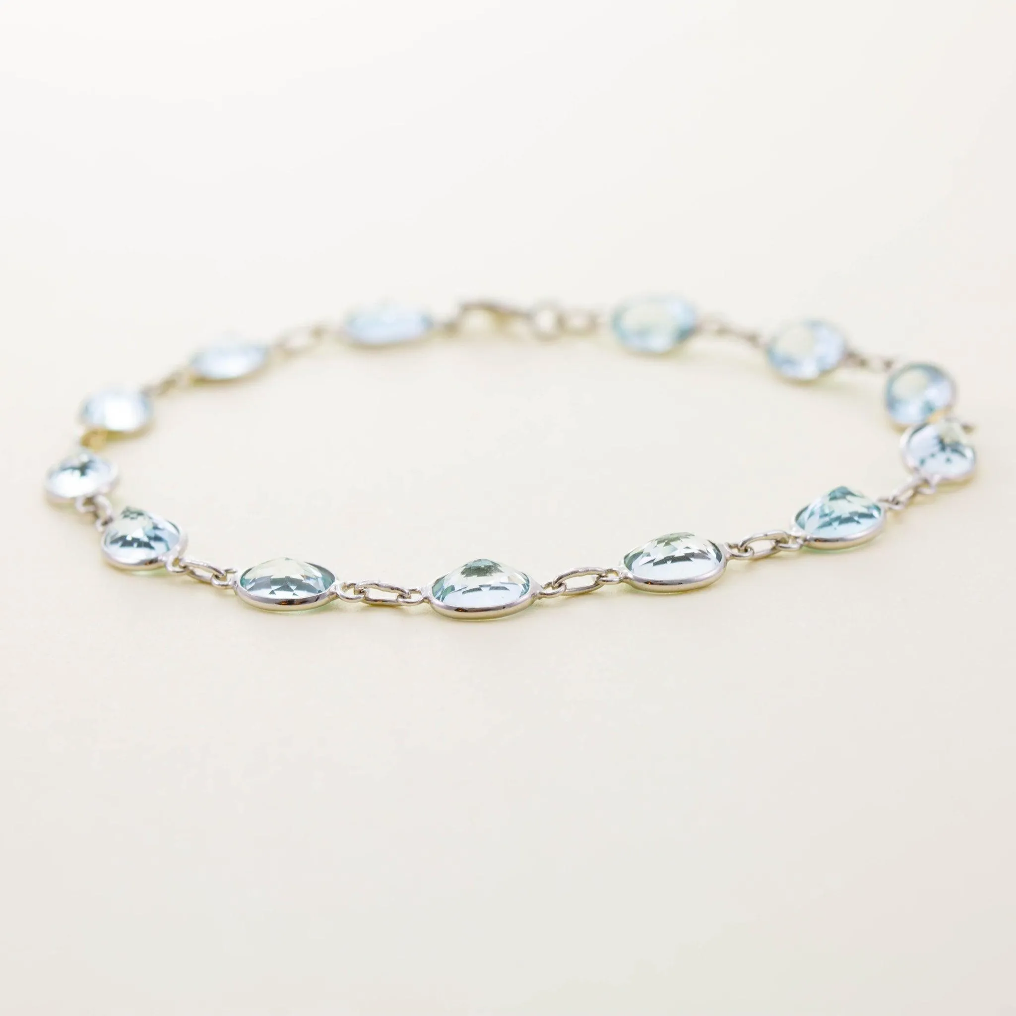 9ct Yellow Gold Bezel Set Aquamarine Bracelet