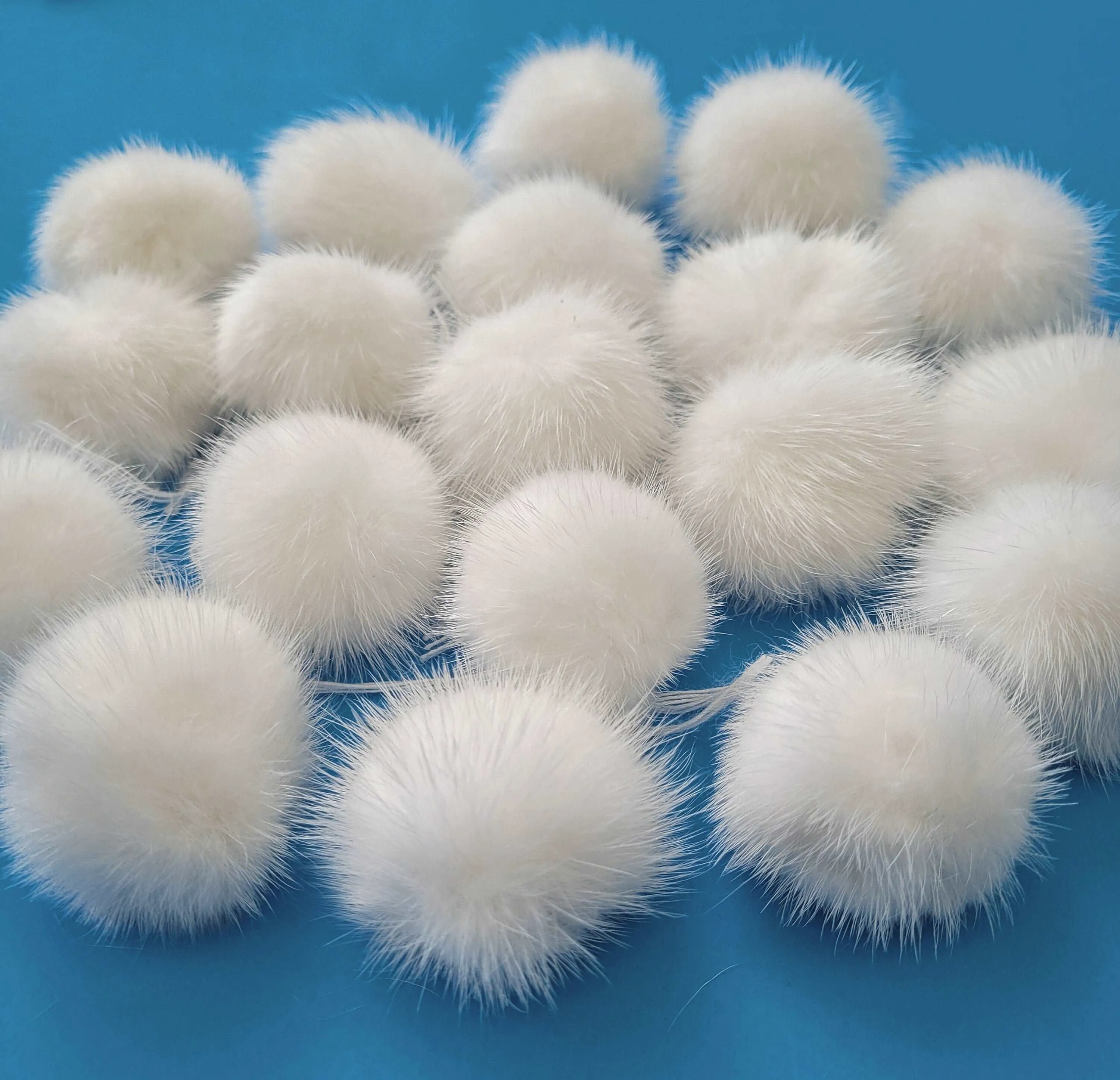 BY ORDER 5pc set Large Mink Fur Pom Poms Genuine Fur Ball Charm Pendant for Keychain Necklace Earring Pompom Pom Ring Natural Fur Pompom