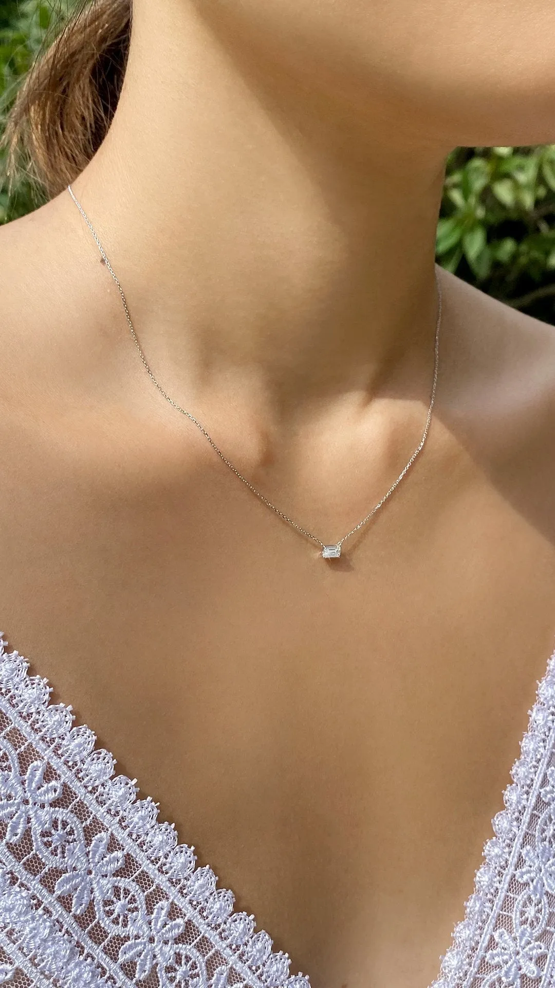 Monet Necklace 18K White Gold